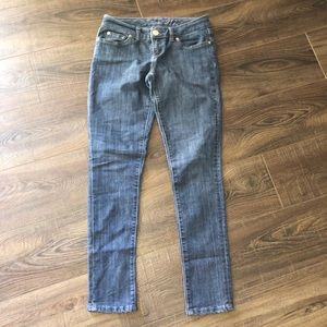 Size 2 short skinny jeans.